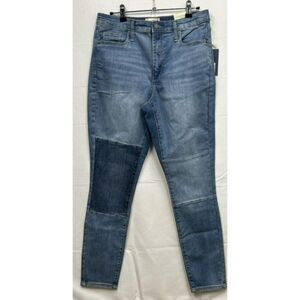 Women's High-Rise Skinny Patched‎ Jeans - Universal Thread Light Wash 8